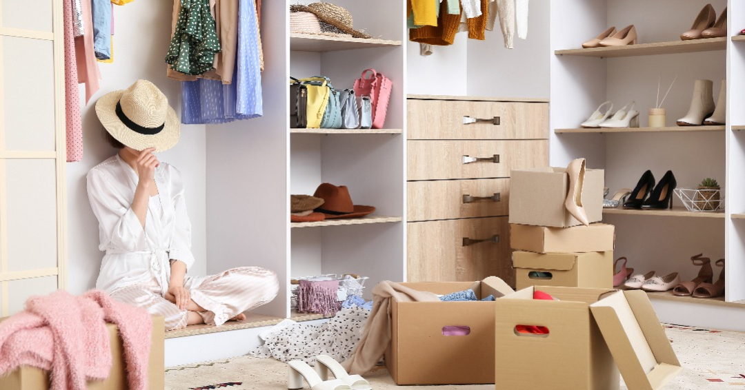 Decluttering: cosa fare se il tuo armadio assomiglia a quello di Narnia
